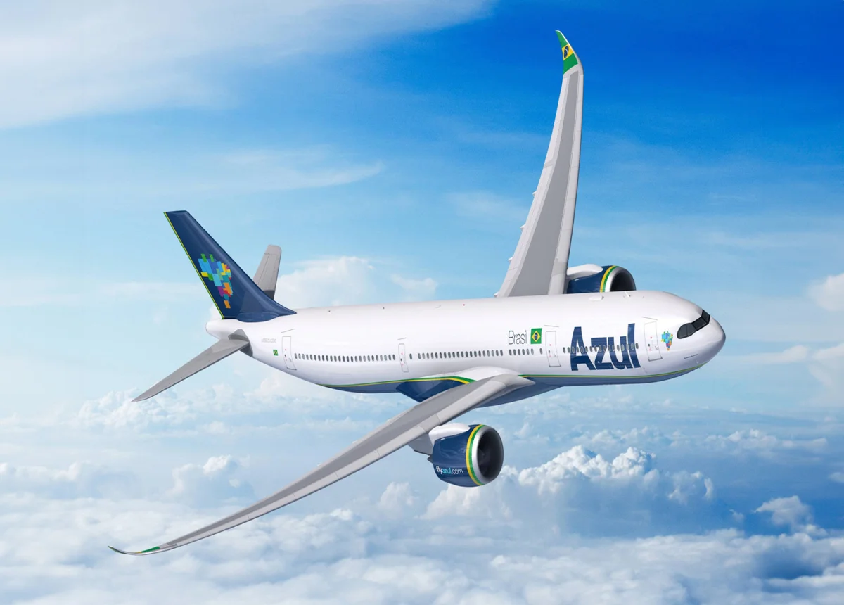 Azul anuncia investimentos de US$ 200 milhões da United e American Airlines.