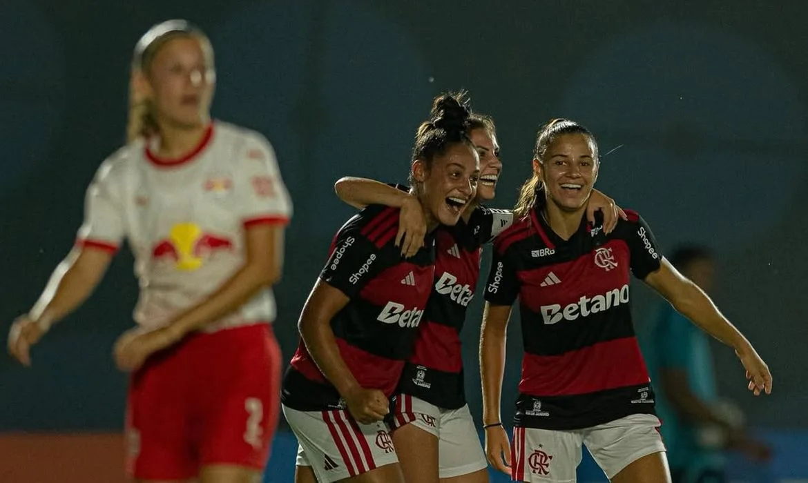 Flamengo supera Bragantino com destaque para defensoras na Série A1 do Campeonato Brasileiro Feminino. Foto: Paula Reis/CRF/Direitos Reservados