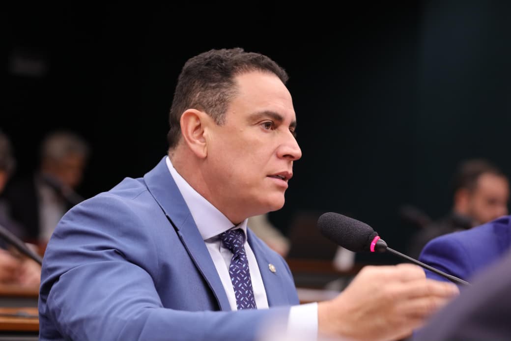 Deputado Da Vitória apresenta pacote de projetos na Câmara para endurecer penas e ampliar proteção às mulheres vítimas de violência. Foto: Divulgação