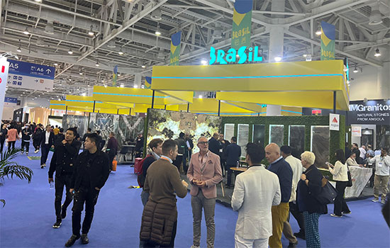Xiamen Stone Fair é a maior feira de negócios do setor de rochas naturais no Oriente. Foto: Centrorochas