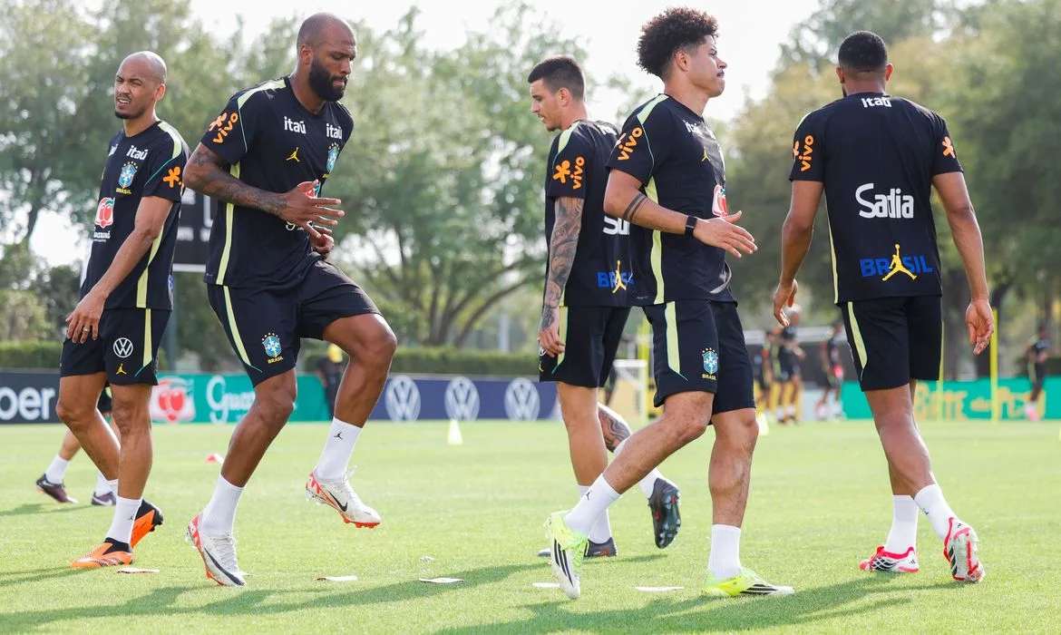 Técnico Carlo Ancelotti comanda treino da seleção brasileira antes do amistoso contra a Croácia. Foto: Rafael Ribeiro/CBF/Drieitos Reservados