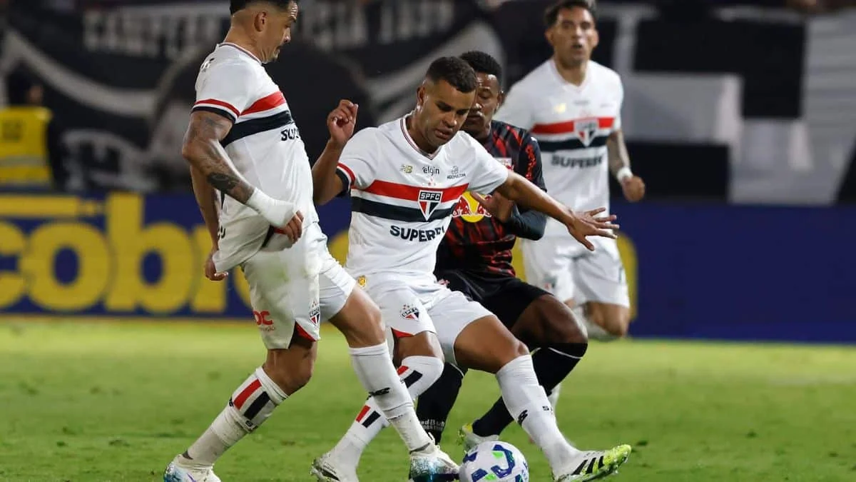 São Paulo está em negociações para emprestar Alisson ao Fluminense e Ferraresi ao Botafogo.