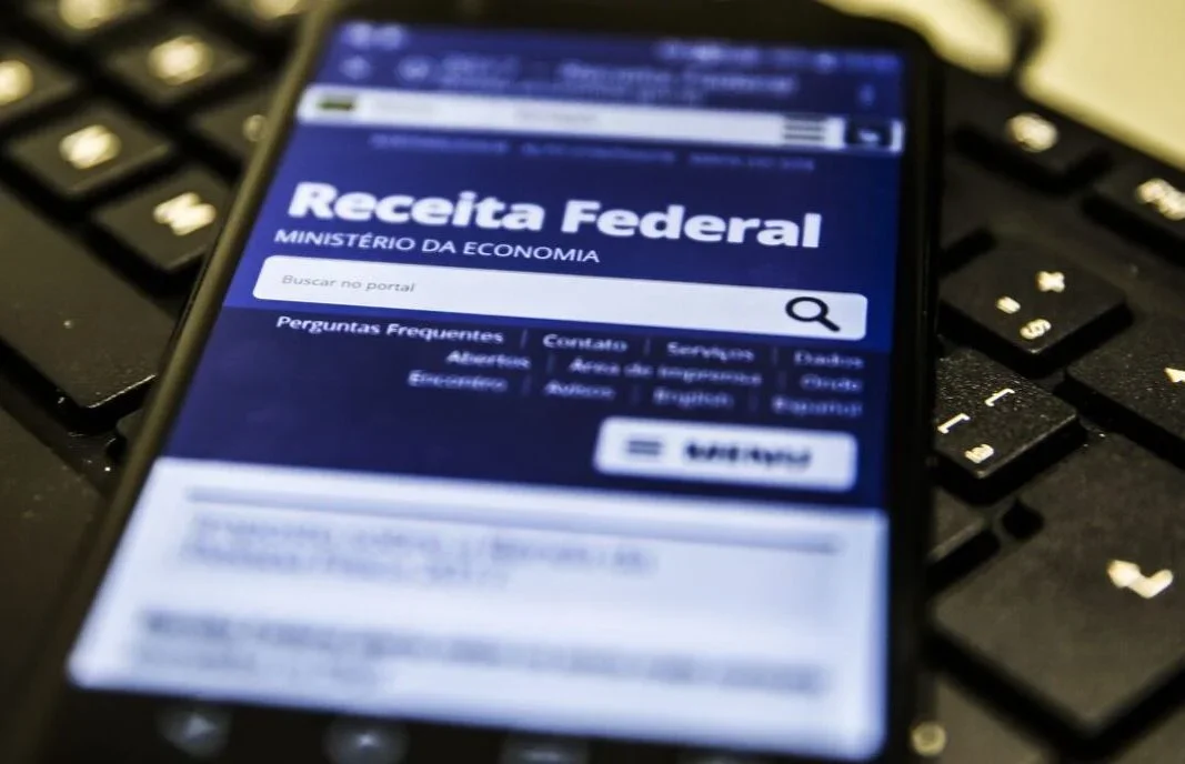 Receita Federal contabiliza 450 mil declarações do Imposto de Renda de 2026.