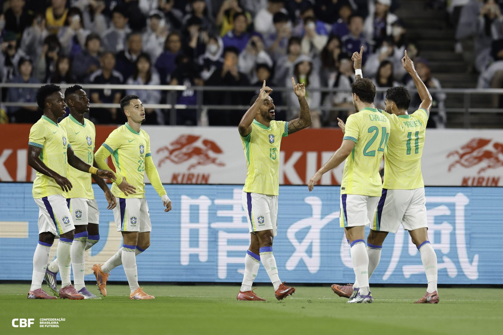 Seleção brasileira se prepara para amistoso contra a Croácia antes da Copa do Mundo.