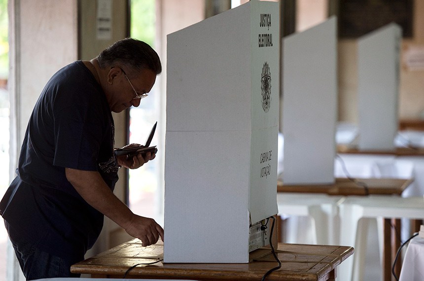 Pesquisa nacional indica alto índice de indecisos e cenário ainda aberto na corrida presidencial de 2026. Foto: Pesquisa nacional indica alto índice de indecisos e cenário ainda aberto na corrida presidencial de 2026. Foto: Marcelo Camargo (Agência Brasil)