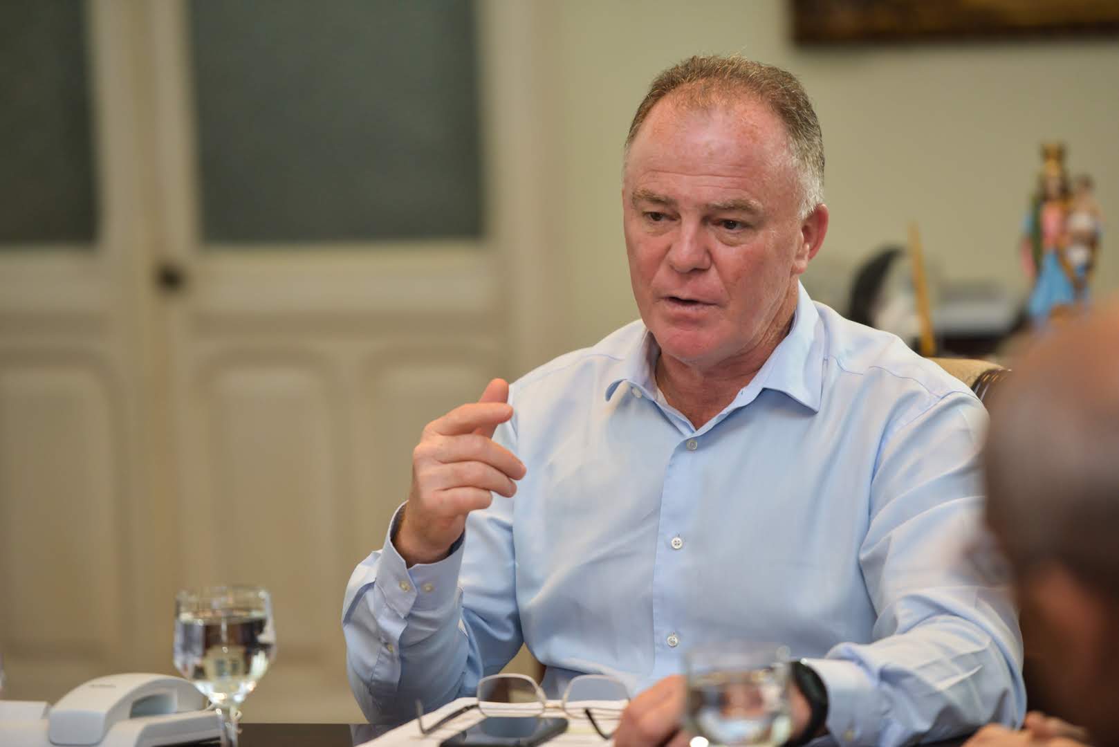 Renato Casagrande defende o diálogo diante da guerra e confirma que deixará o governo para disputar o Senado. Foto: Divulgação