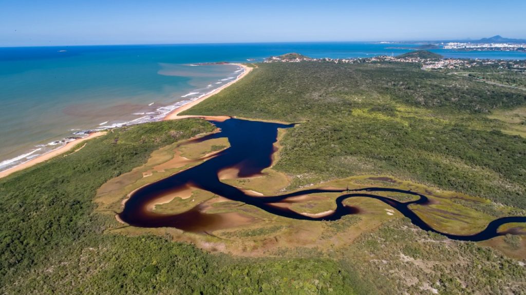 Confira quatro roteiros a partir das praias centrais de Guarapari