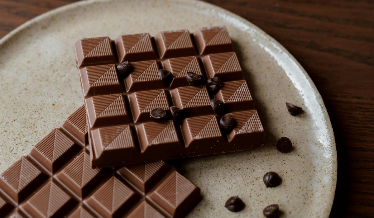 Como incluir chocolate e torta na alimentação diária saudável. Foto: Pexels