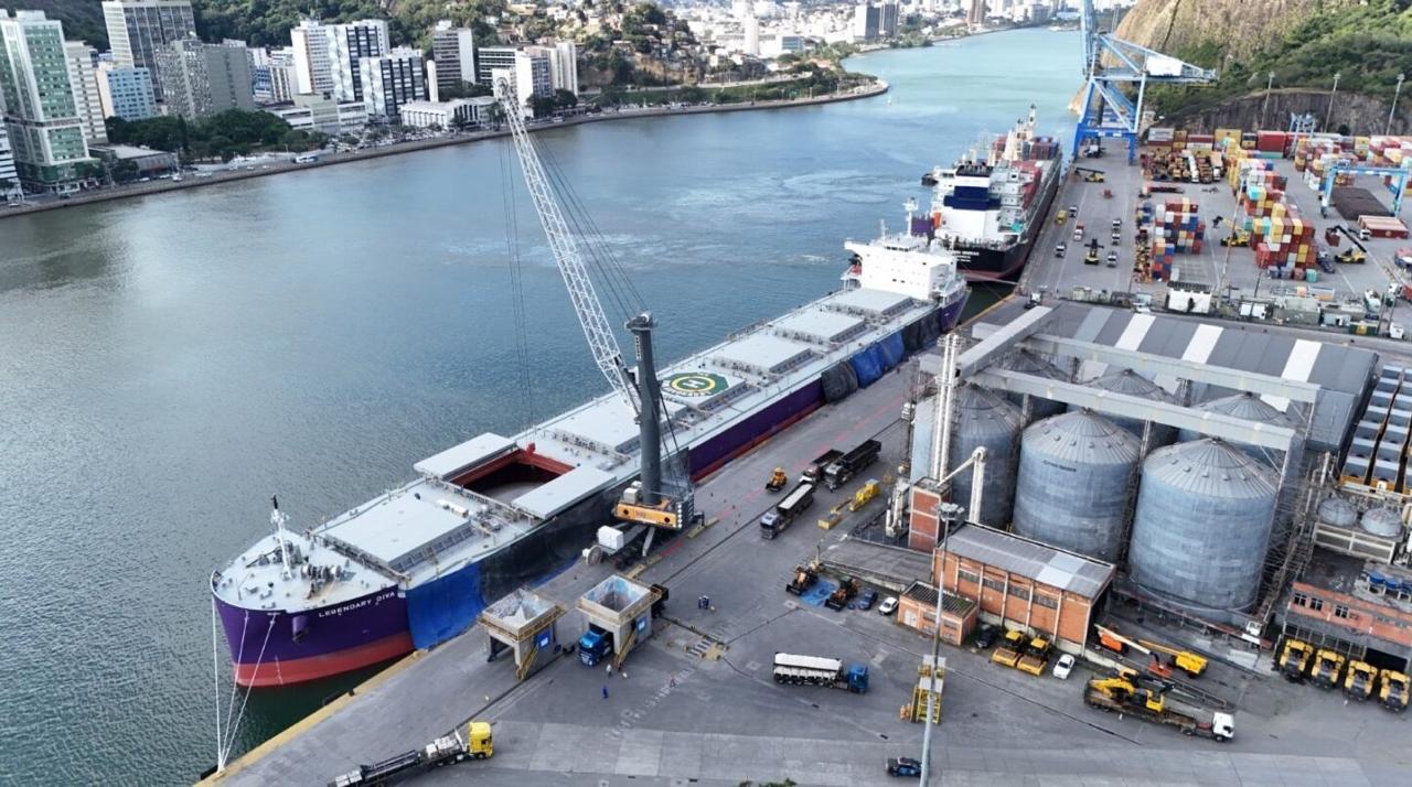 Alta foi puxada pelas cargas do setor offshore (+202%), que demanda suporte logístico especializado para petróleo e gás. Foto: Divulgação