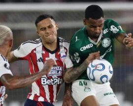 Treinador Abel Ferreira critica chances perdidas em empate contra Junior Barranquilla.