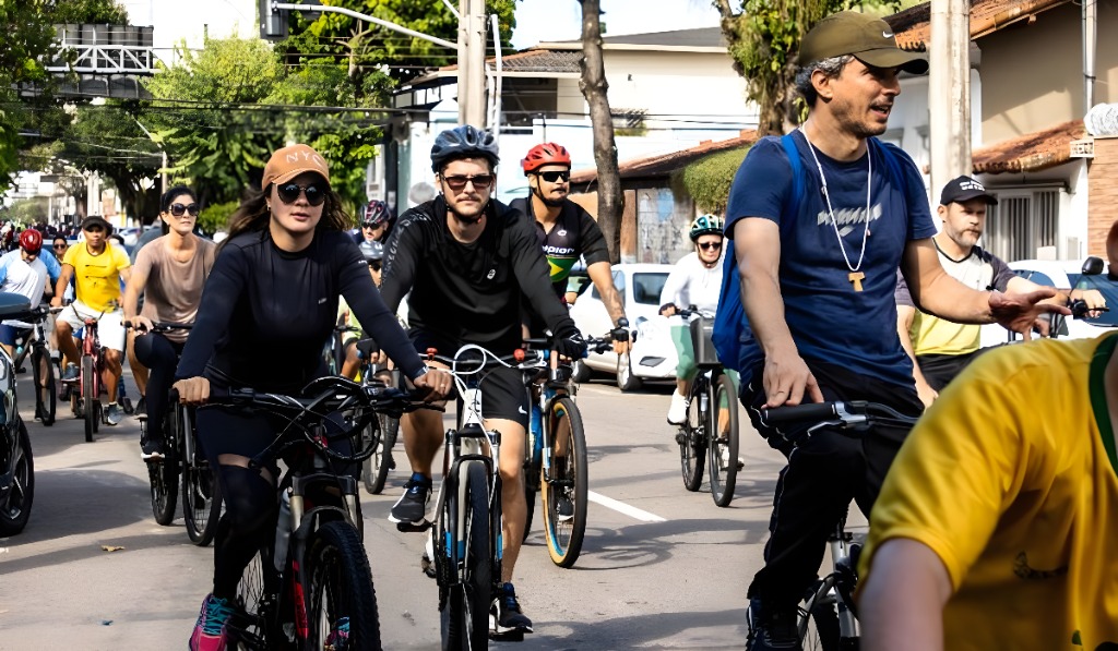 A Romaria dos Ciclistas terá um novo trajeto, saindo da Catedral Metropolitana às 7h30 pela Rua Dionísio Rosendo, passando pela Praça Costa Pereira e seguindo pela Rua Marcellino Duarte até a Avenida Beira-Mar. Foto: Festa da Penha