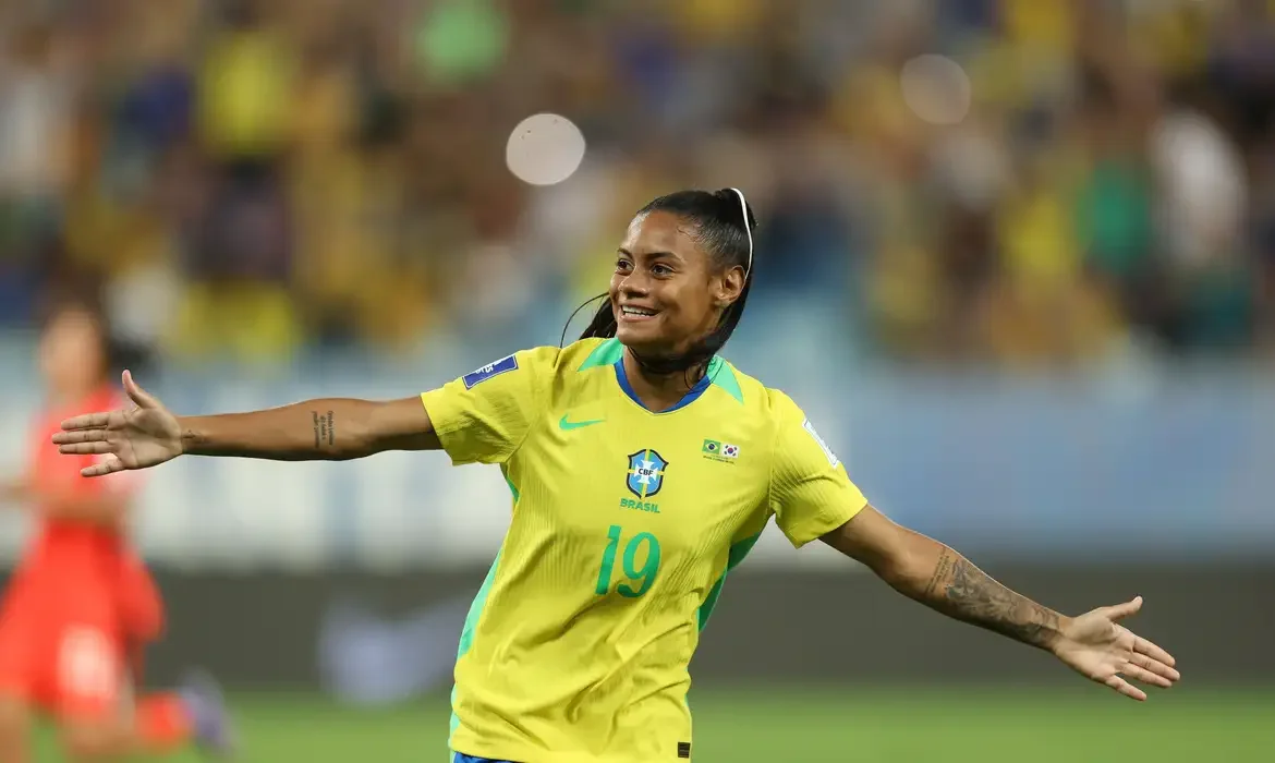 Seleção feminina do Brasil enfrenta os Estados Unidos em amistosos no Brasil.