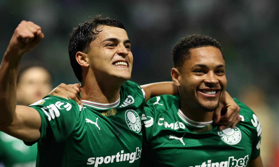 Palmeiras derrota Jacuipense por 3 a 0 na Copa do Brasil, garantindo classificação.