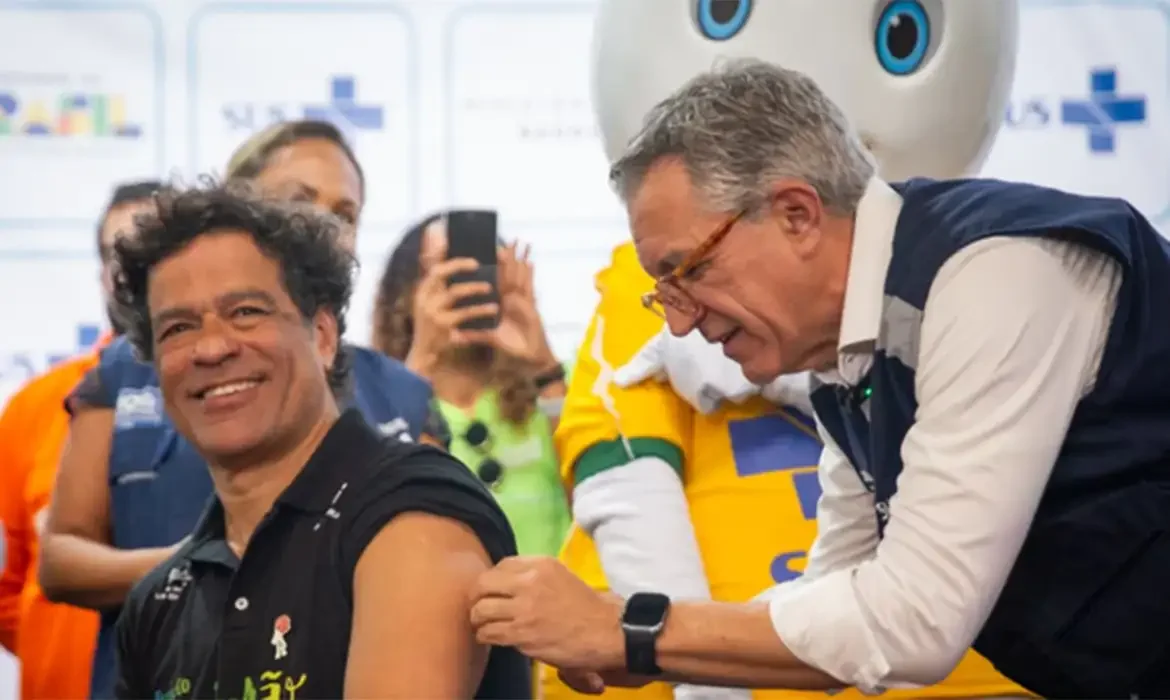 Campanha de vacinação contra sarampo para viajantes na Copa do Mundo de 2026.