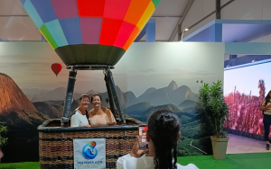 ESTour traz réplica de Buda e voo de balão, veja fotos