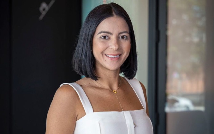 Meio do ano: veja 5 passos para reorganizar suas finanças Cecília Perini é lider da XP Investimentos no Espírito Santo. Foto: Divulgação