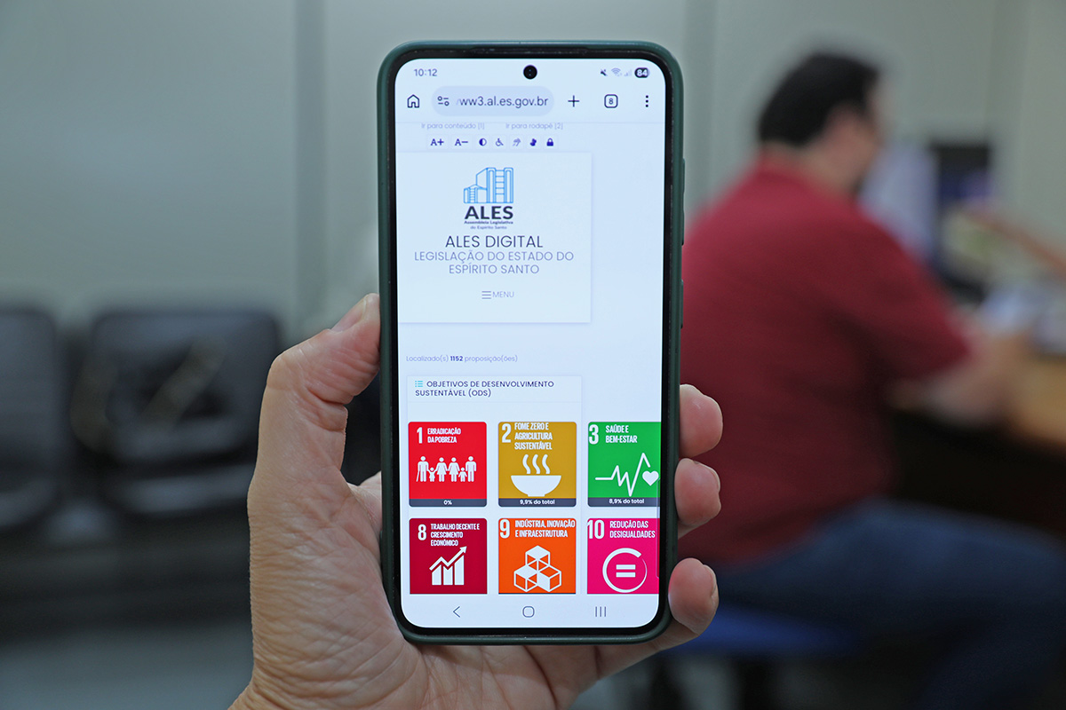 Painel digital da Ales permite cruzar leis estaduais com os Objetivos de Desenvolvimento Sustentável da ONU e amplia transparência no Legislativo capixaba. Foto: Paula Ferreira