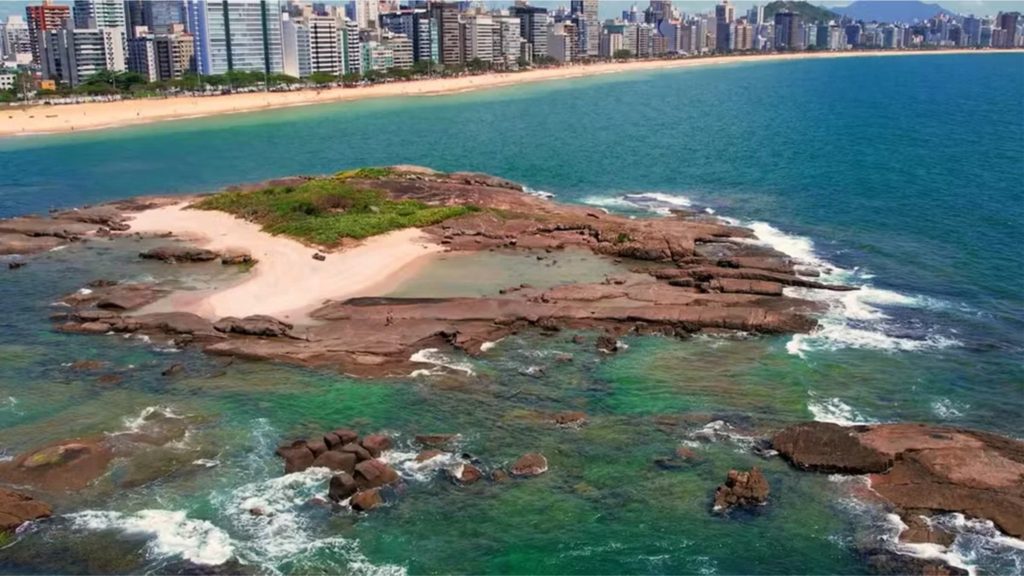 Ilhas Itatiaia: paraíso de águas cristalinas no litoral de Vila Velha