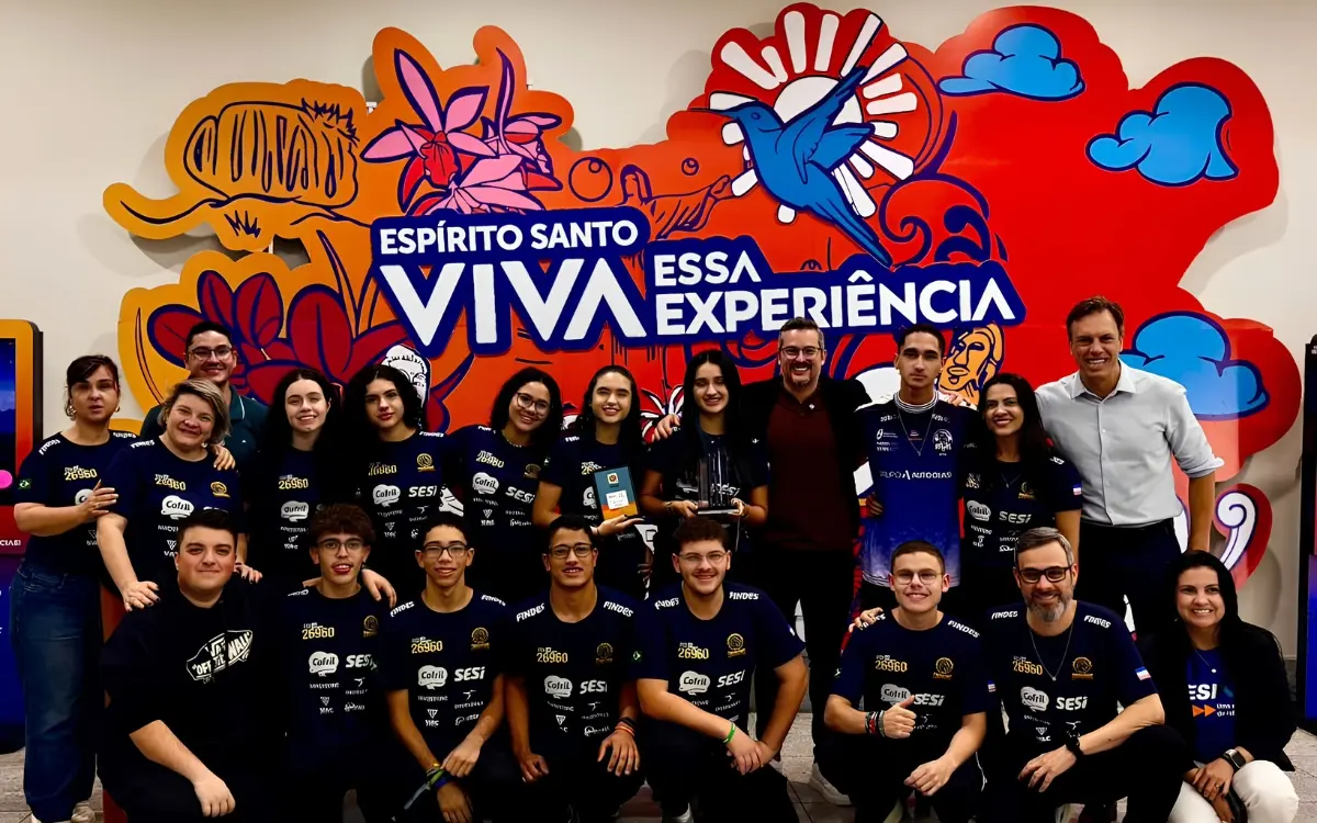 Equipe Tech Dragons do Espírito Santo conquista prêmio de design no FIRST Championship -