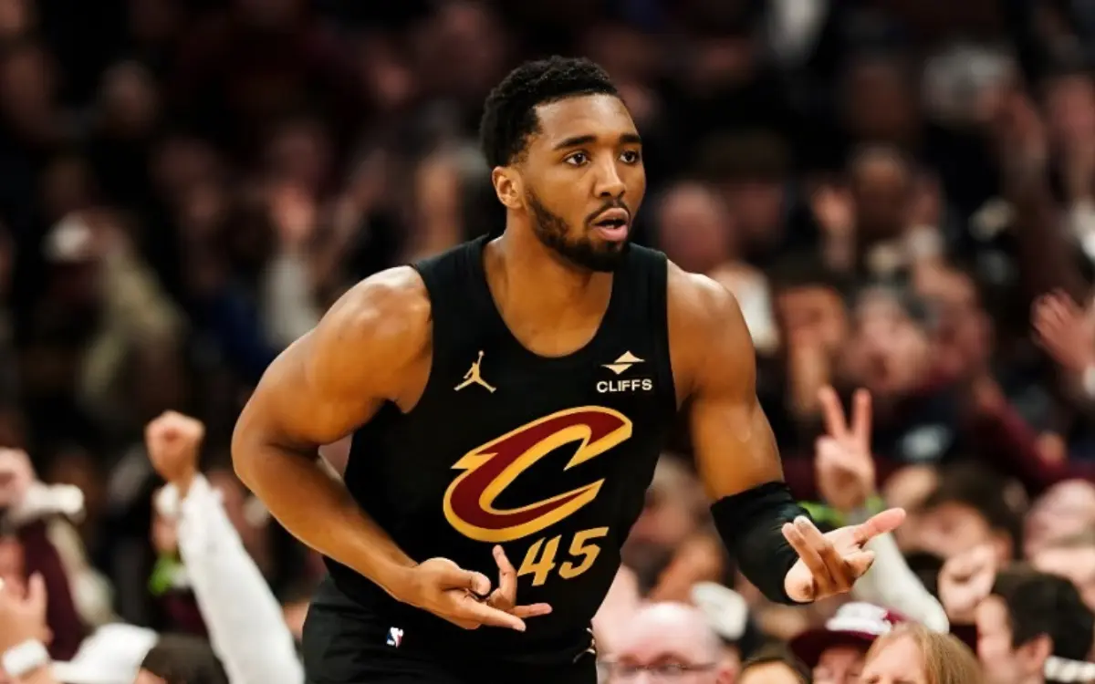 Cleveland Cavaliers celebra vitória sobre Detroit Pistons no jogo 7 dos playoffs da NBA