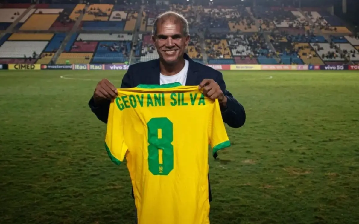 Ex-jogador Geovani Silva, ídolo do Vasco, falece e recebe homenagens nas redes sociais.