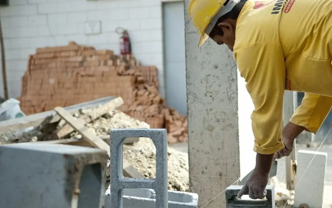 Índice Nacional de Custo da Construção apresenta desaceleração em maio.