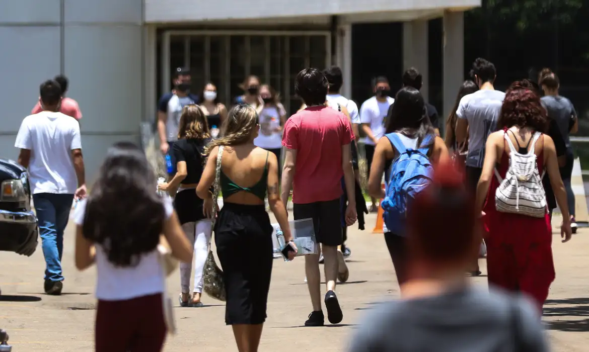 Relatório da Unesco revela aumento de matrículas no ensino superior em todo o mundo.