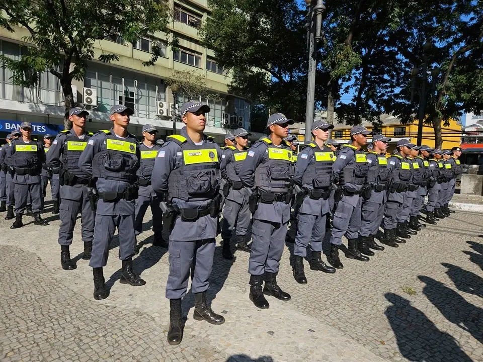 Os editais são para os cursos de formação de Soldado Combatente e Soldado Músico da Polícia Militar do Espírito Santo.