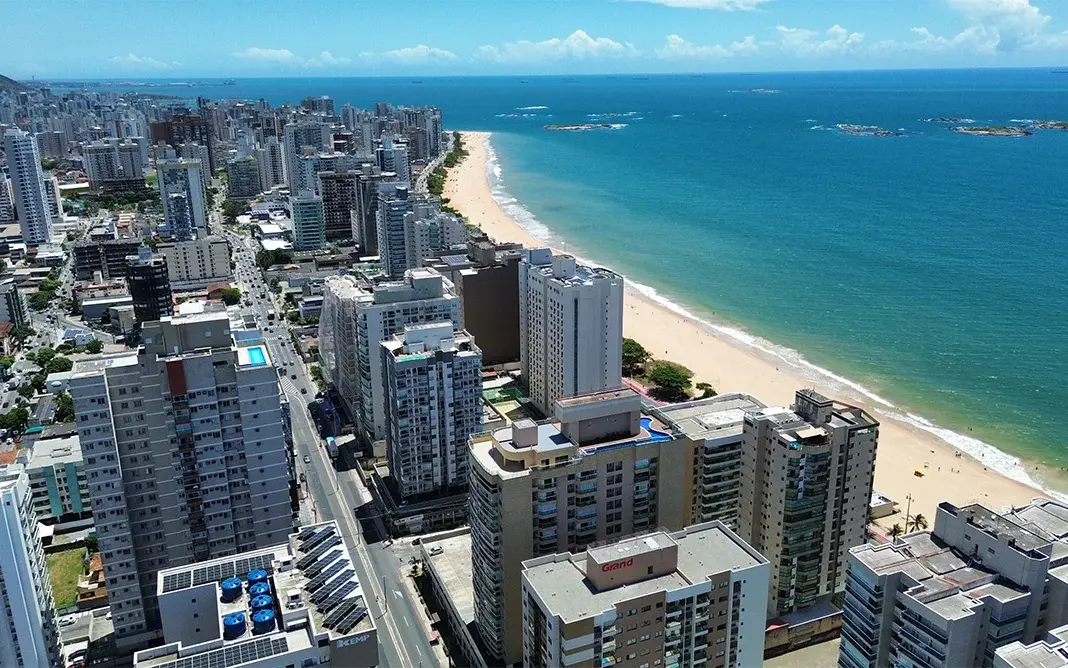 Céu aberto e temperaturas variando entre 20°C e 29°C no Espírito Santo.