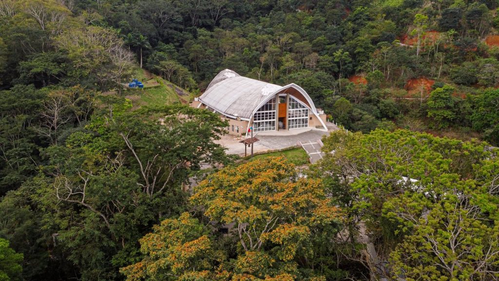 10 destinos de turismo religioso para conhecer no Espírito Santo