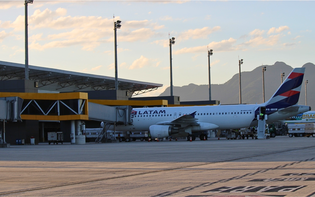 O fluxo de passageiros é impulsionado por incentivos fiscais para companhias aéreas. Foto: Lucas Fraga/Zurich Airport