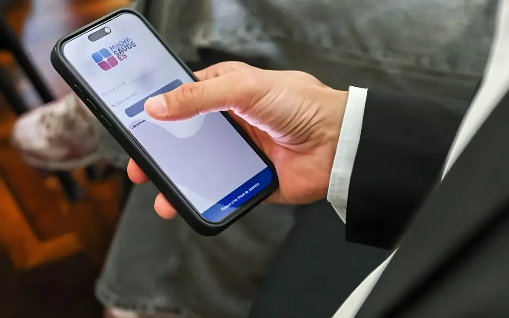 Lançado pelo Governo do Estado, o aplicativo Minha Saúde ES permitirá que usuários acessem consultas, exames, vacinas e histórico de atendimento diretamente pelo celular