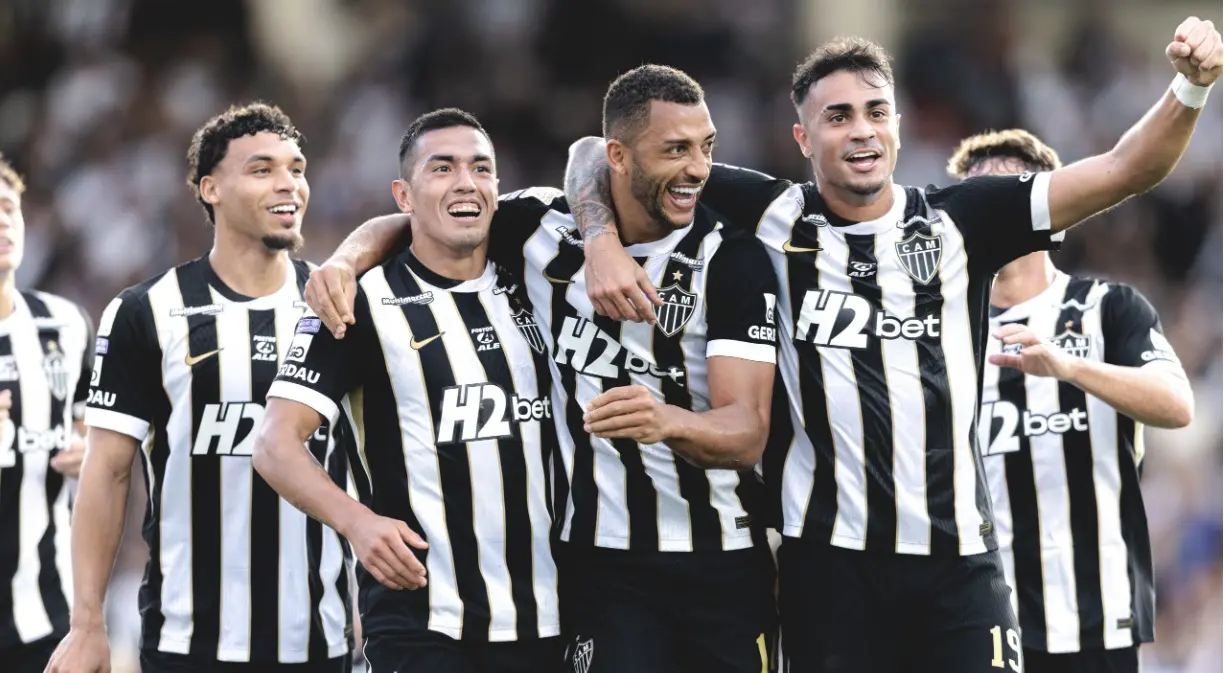 Atlético-MG derrota Vasco por 1 a 0 e se distanciam da zona de rebaixamento no Campeonato Brasileiro.