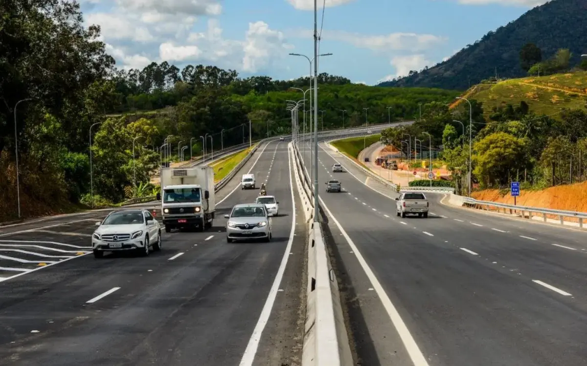 Contrato da Ecovias para a BR-101 explora 478,7 km da rodovia.