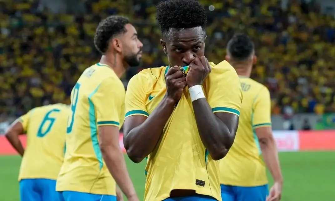 Vinícius Júnior foi o grande nome do primeiro tempo