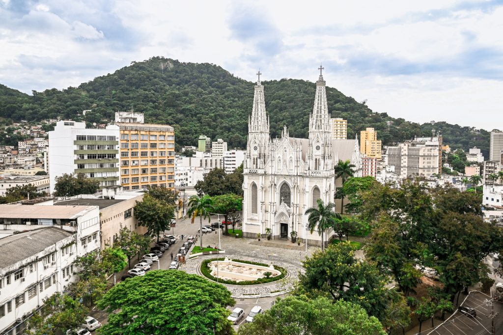 10 destinos de turismo religioso para conhecer no Espírito Santo