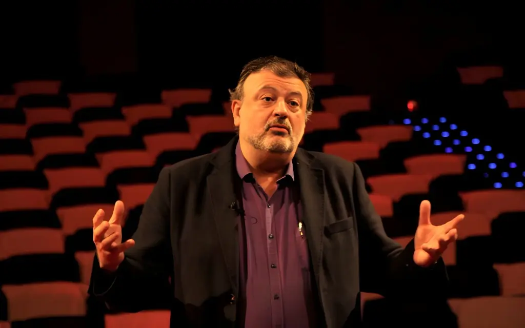 A abertura oficial, noa quarta-feira (24), terá conferência  do psicanalista Christian Dunker, professor titular do Instituto de Psicologia da USP e um dos principais nomes do país na discussão sobre sofrimento psíquico contemporâneo