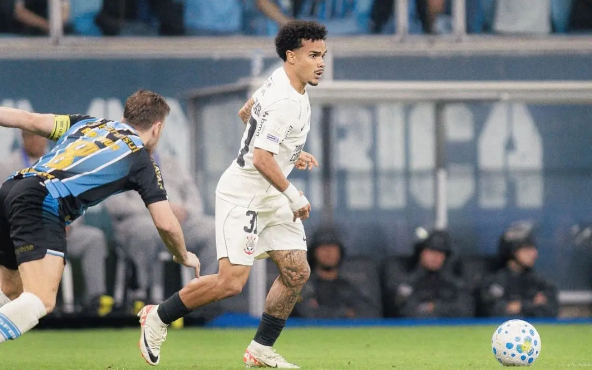 Time de Diniz domina o Grêmio mesmo com um a mais e avança na classificação do Brasileirão