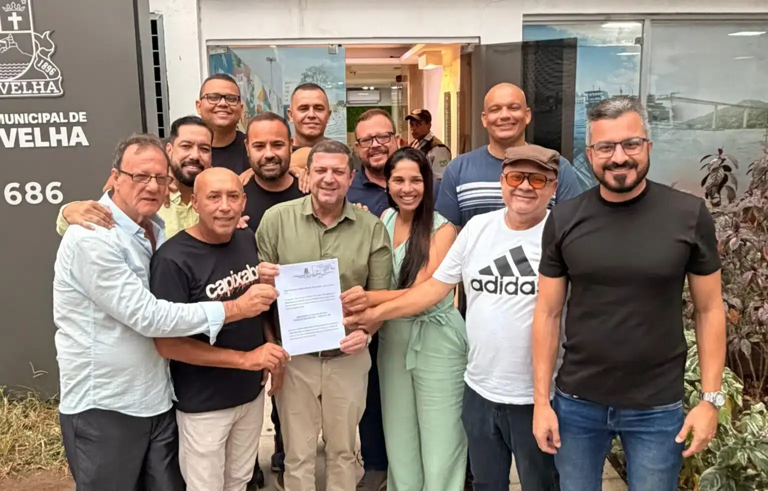 Câmara de Vila Velha elege Mesa Diretora para o biênio 2027–2028 em votação com chapa única e ampla maioria dos vereadores.