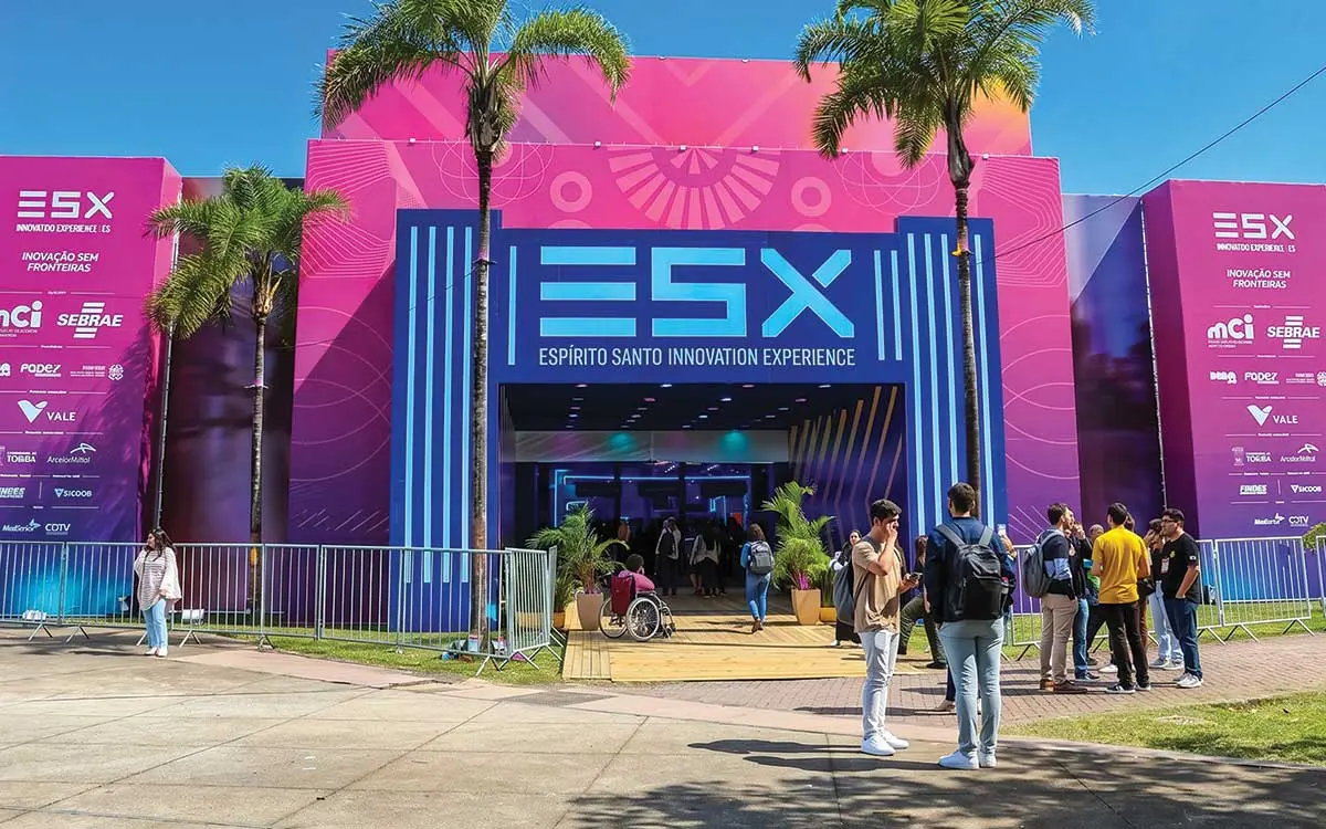 Evento ESX em Vitória conecta startups, investidores e empresas em inovação tecnológica.