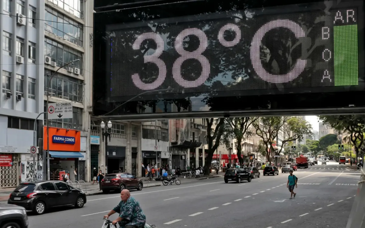 IBGE apresenta ferramenta para gestão de desastres climáticos e prevenção de impactos.