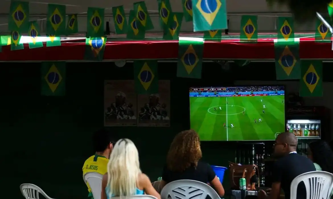 Além de premiar as melhores iniciativas, a expectativa da entidade é que a campanha contribua para aumentar o fluxo de clientes durante a copa