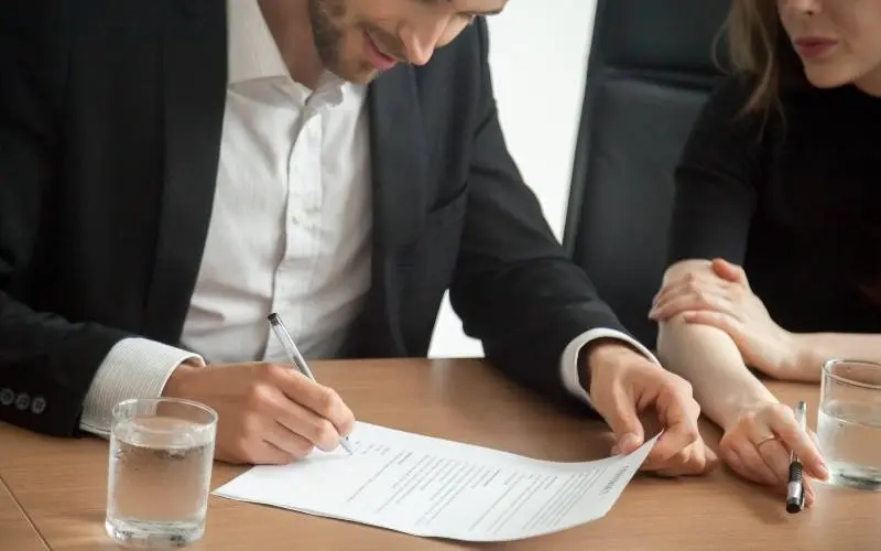 O aumento no número de contratos está ligado a uma mudança de mentalidade da população.