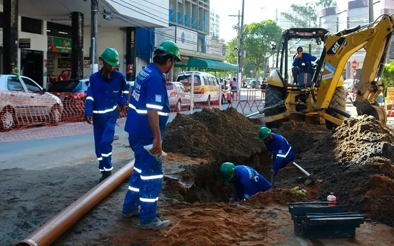 Deputado apresenta projeto que proíbe obras em horários de pico na Grande Vitória.