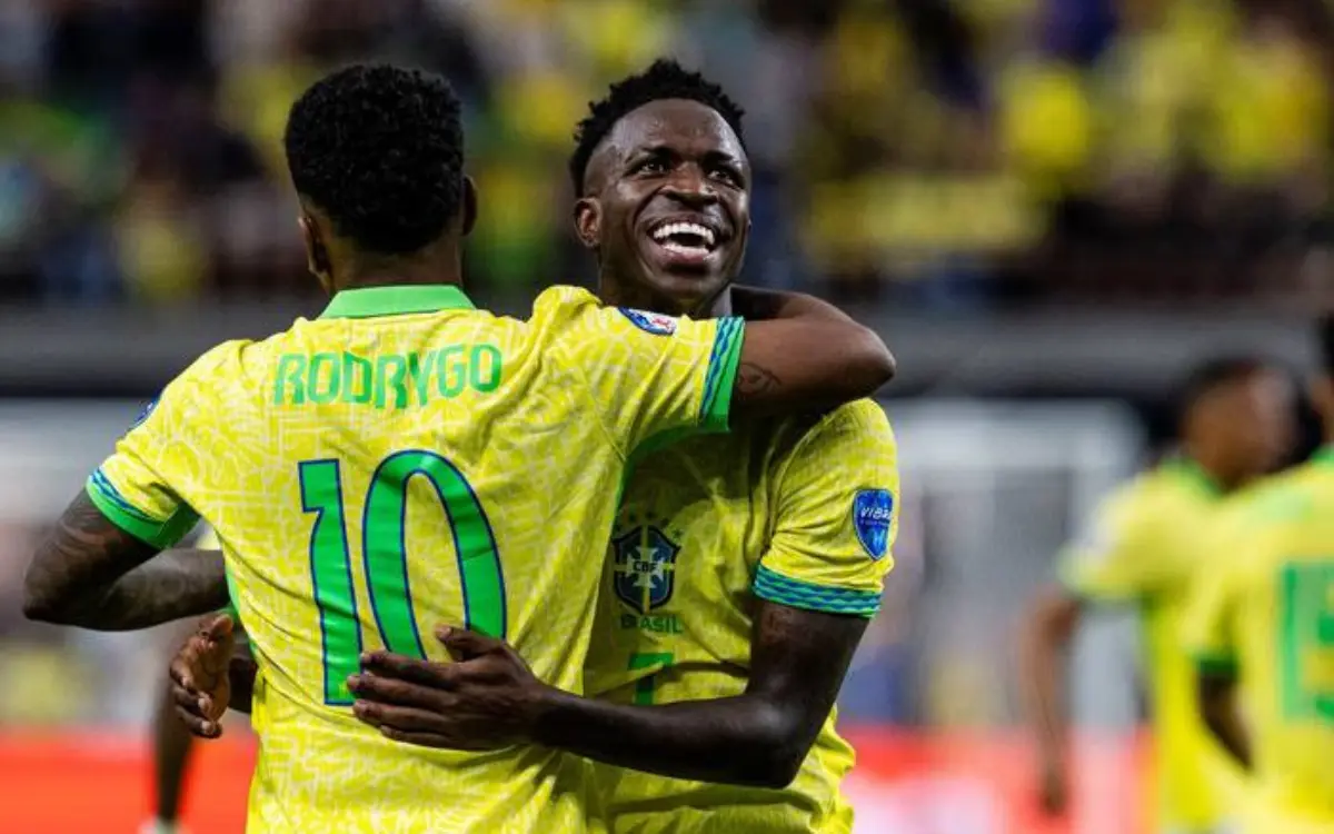 Vinícius Júnior marca gols e coloca o Real Madrid no top-10 de clubes em Copas do Mundo.