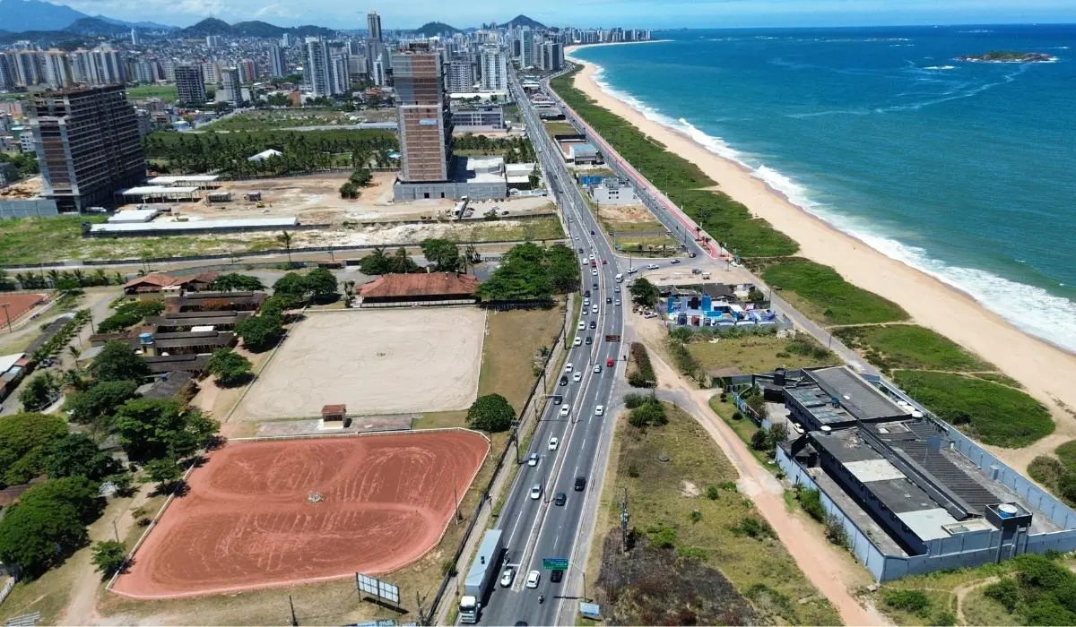 Obras do Binário da Rodovia do Sol têm nova fase com mudança da rede elétrica