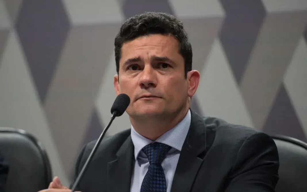Senador Sérgio Moro defende criação de forças-tarefas contra facções criminosas no Paraná.