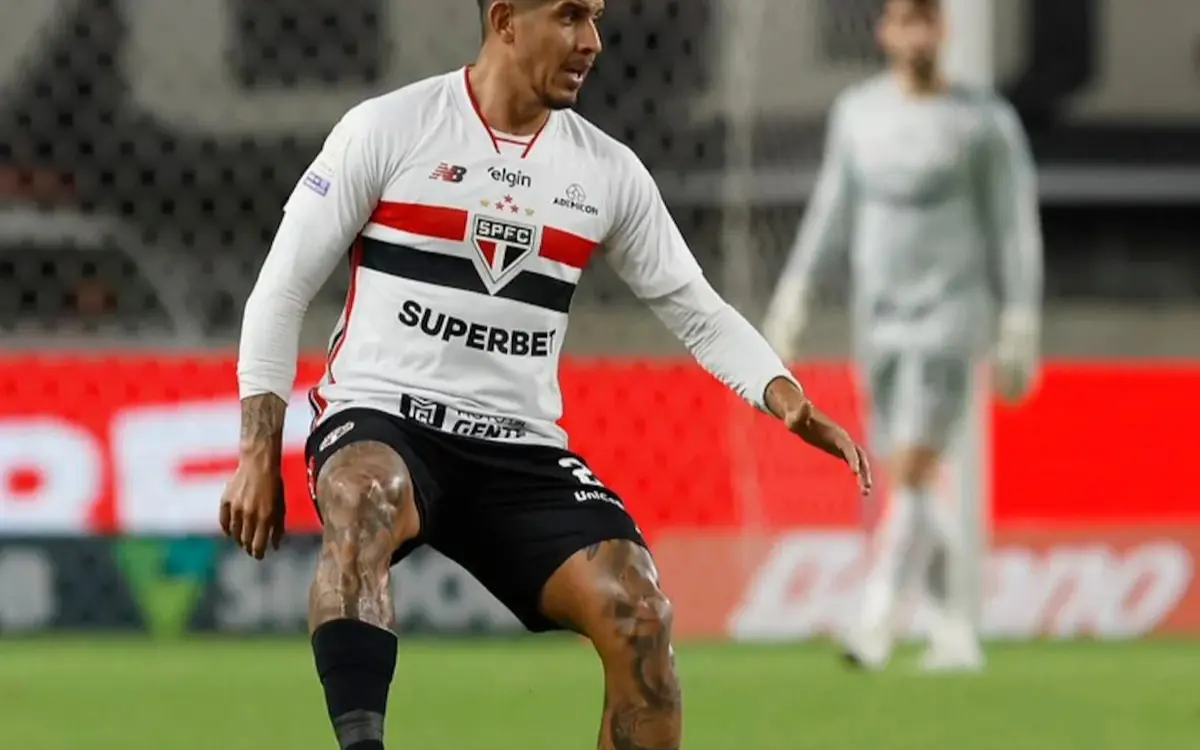 Zagueiro Alan Franco se despede do São Paulo e agradece à torcida em mensagem.