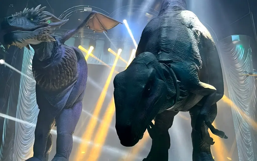 O Circo dos Dinossauros, que leva o público a uma experiência inspirada no universo pré-histórico