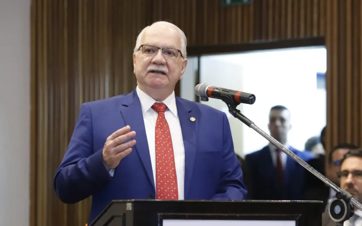 Ministro Fachin afirma que a soberania do Brasil deve prevalecer diante de pressões dos EUA.